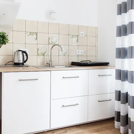 Apartment Fiszer 1&2 *